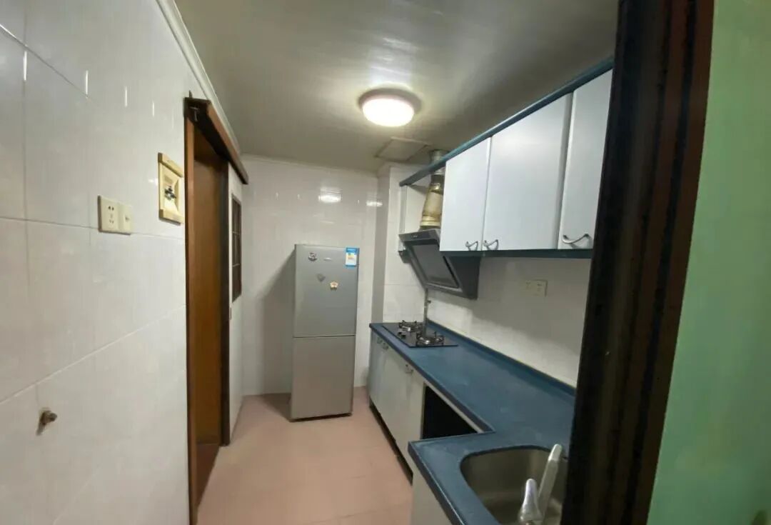 天河北二手房出售，荟雅苑，118平方，1110万！