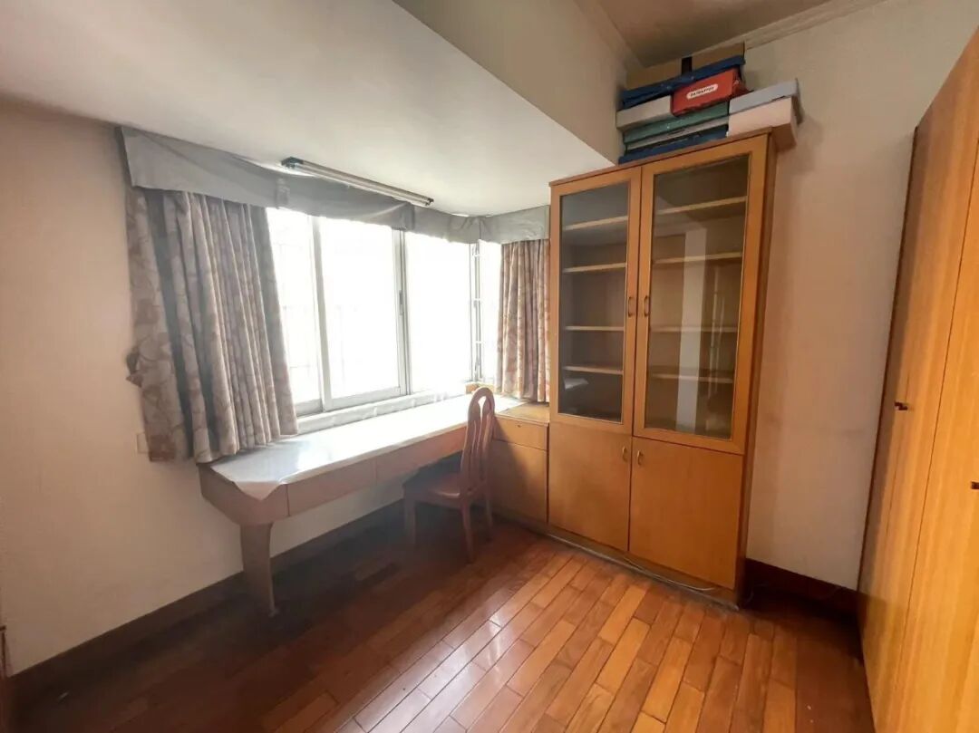 天河北总价750万 | 华天国际广场，100平，楼龄新、户型靓、即买即入住！