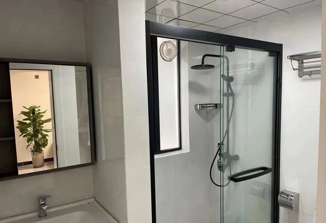 天河北二手房【光华大厦】83平，总价480万！