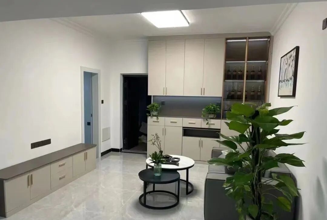 天河北二手房【光华大厦】83平，总价480万！