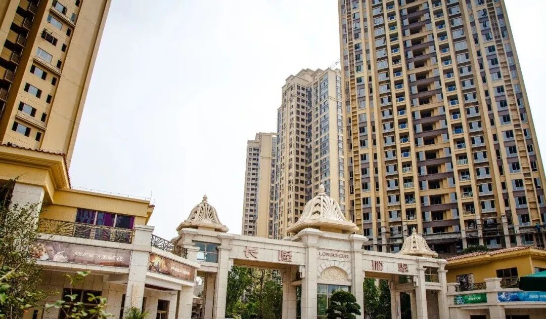 广州番禺【珑翠花园】建面约165-251㎡全舒适改善三四房，四纵两横畅达CBD！