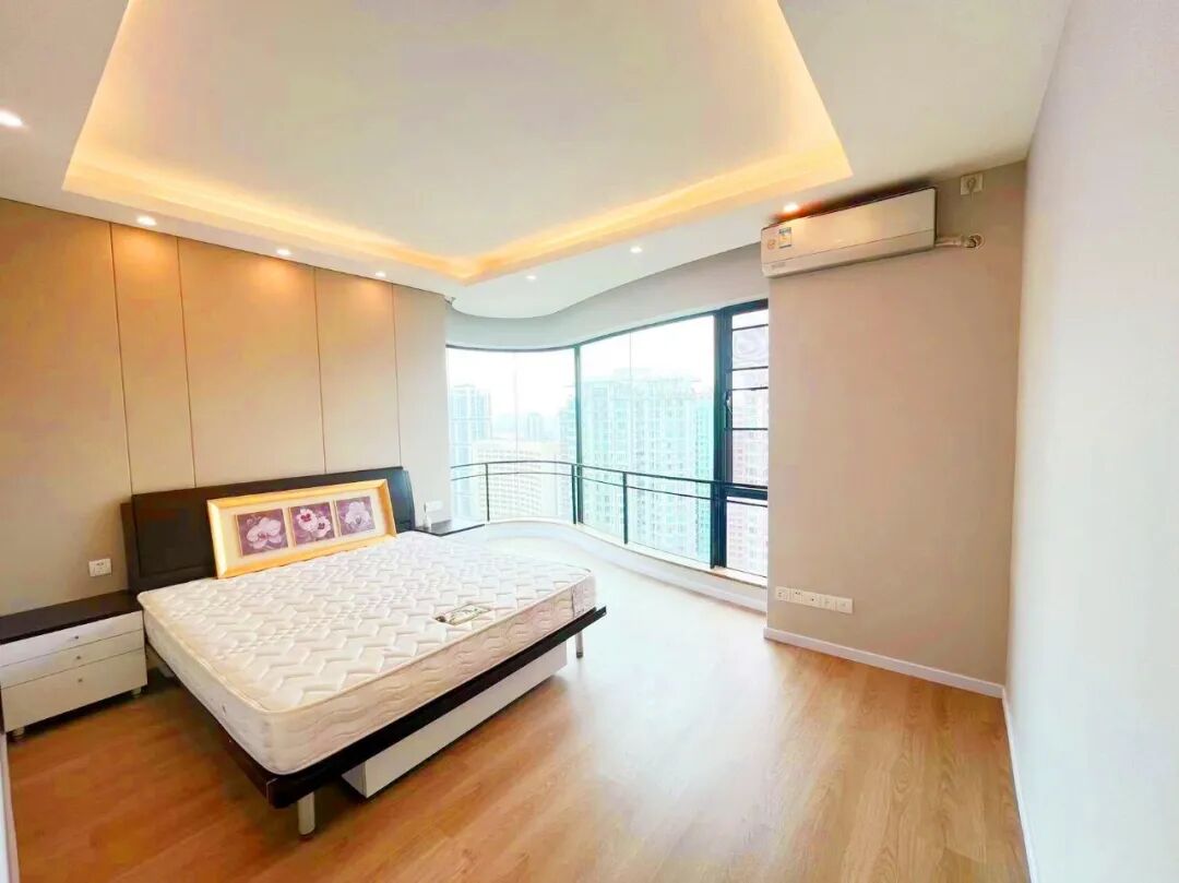 天河北二手房【芳草园】128平，总价1480万！