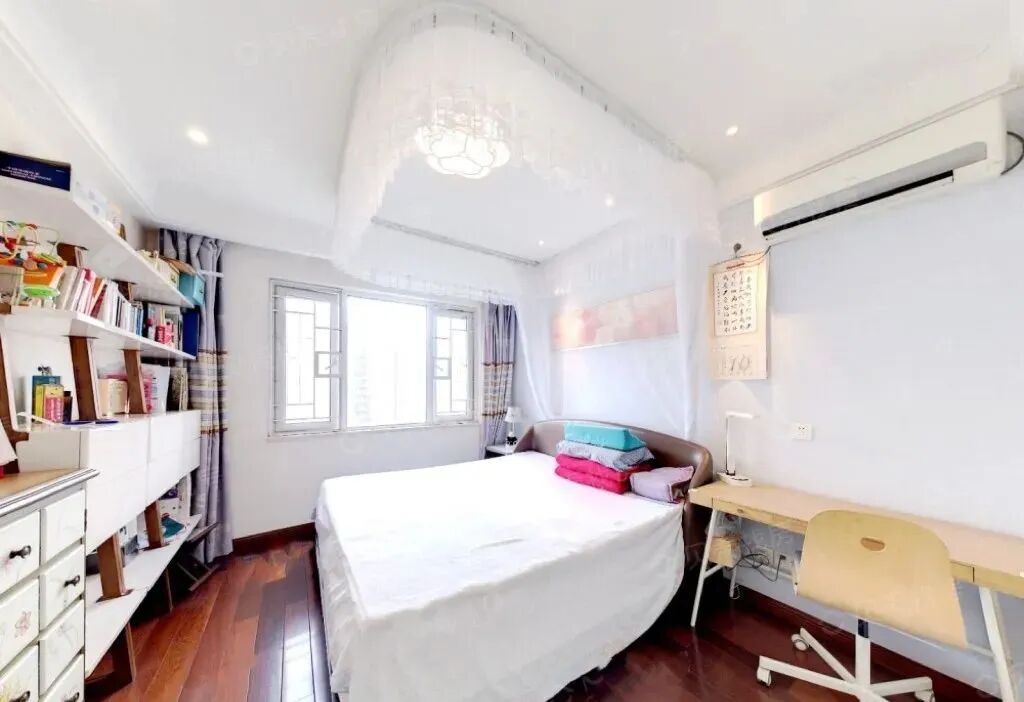 天河北二手房【名雅苑】117平，总价880万！