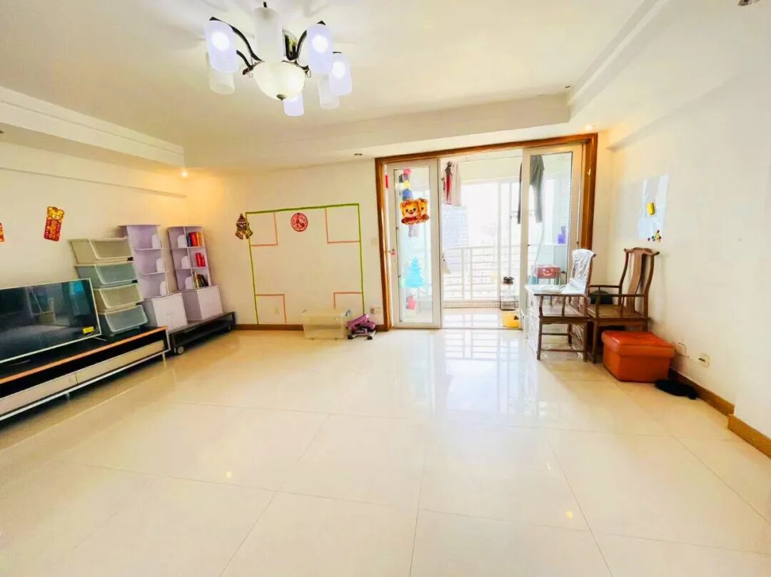 天河北二手房【伟腾天逸名都】118平，总价950万！