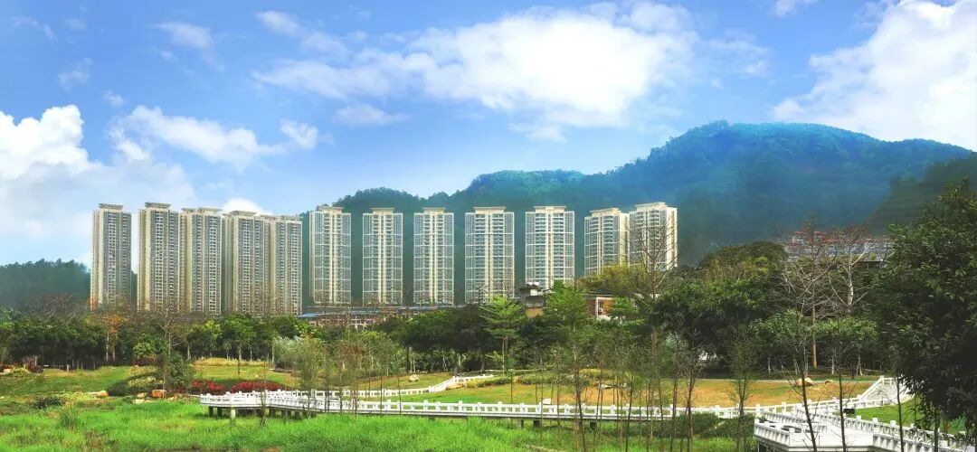 广州科学城芯80万方城央山居大盘！