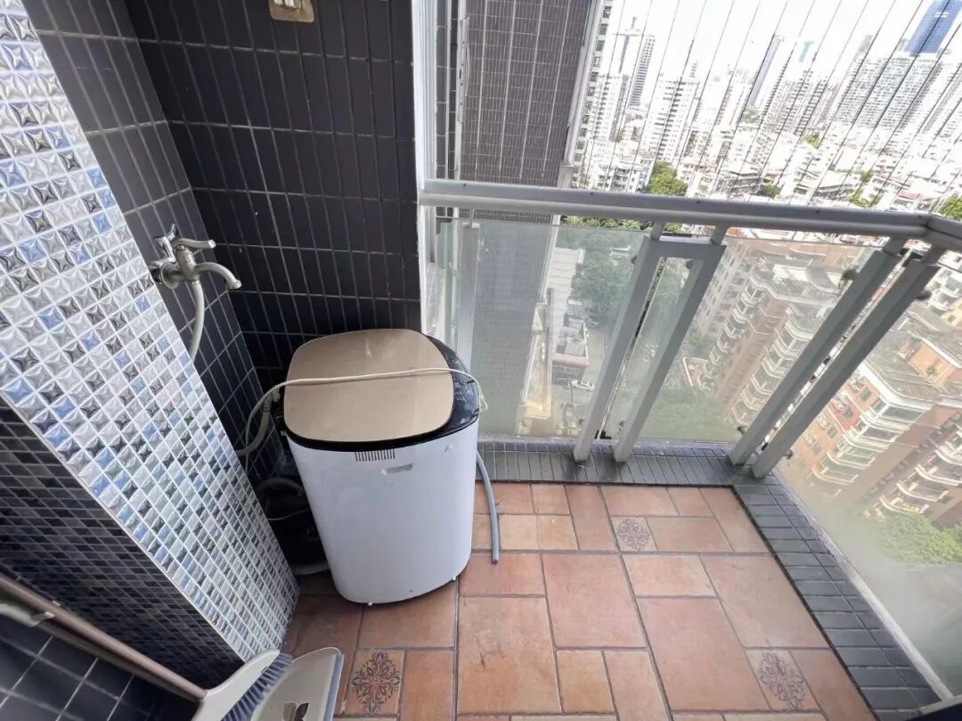 天河北总价688万 | 伊顿18，78平两房，豪华装修大两房、业主急售！