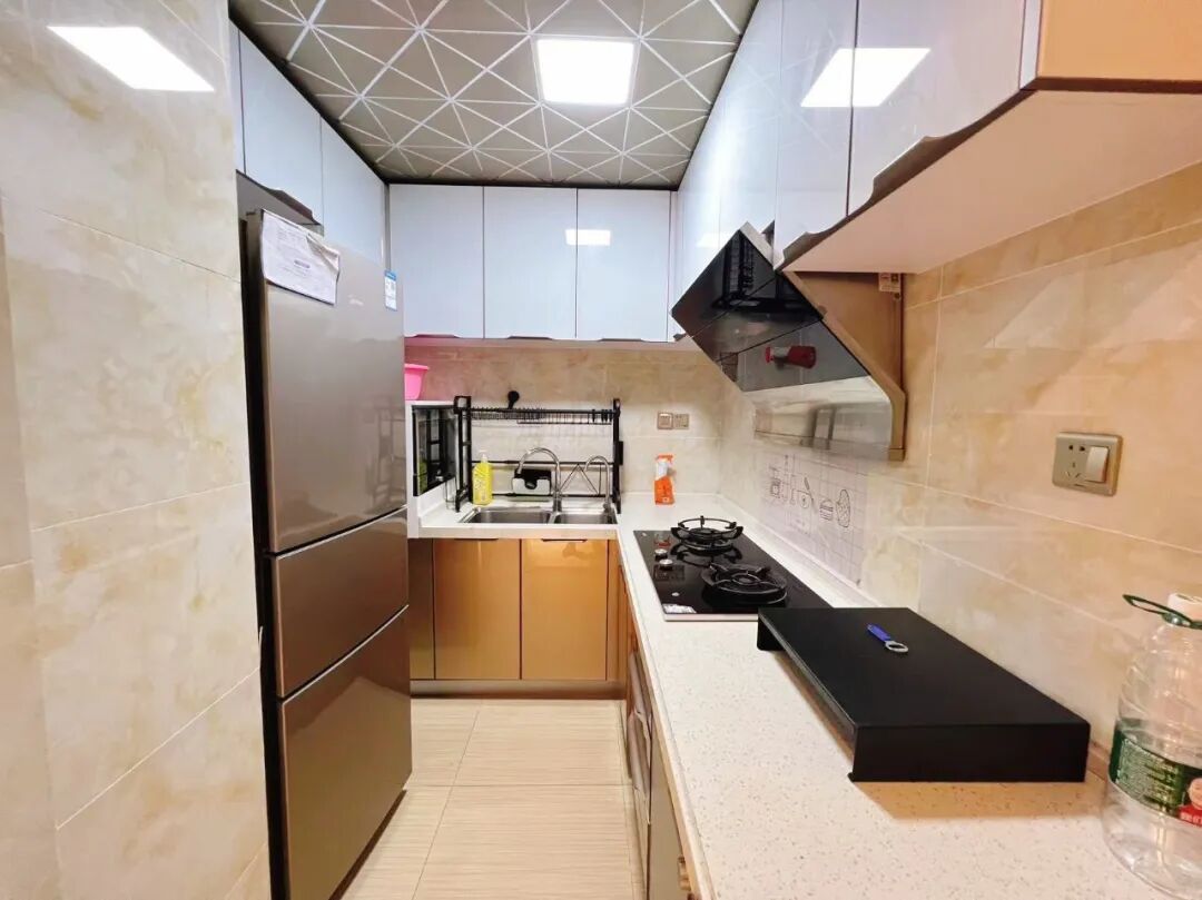 天河北总价688万 | 伊顿18，78平两房，豪华装修大两房、业主急售！