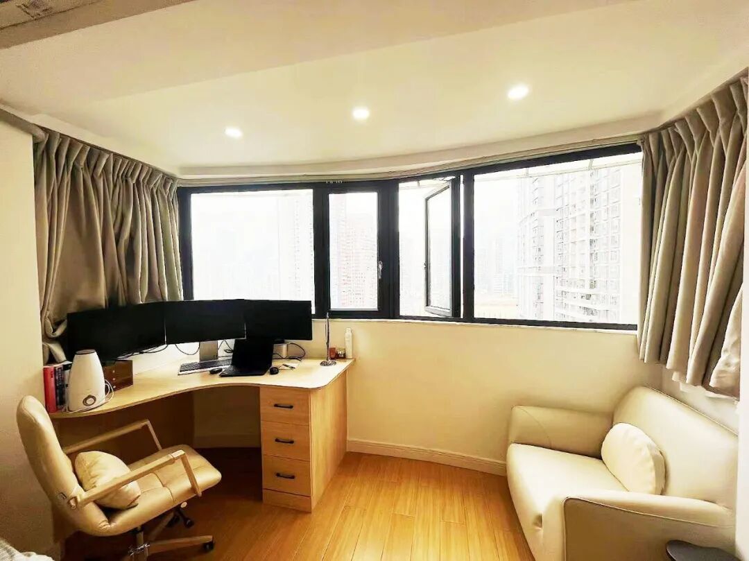 天河北总价520万 | 华天国际广场，71平，西南向大两房、无抵押、诚心出售！