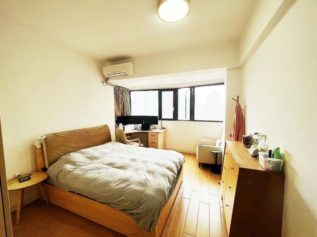 天河北总价520万 | 华天国际广场，71平，西南向大两房、无抵押、诚心出售！