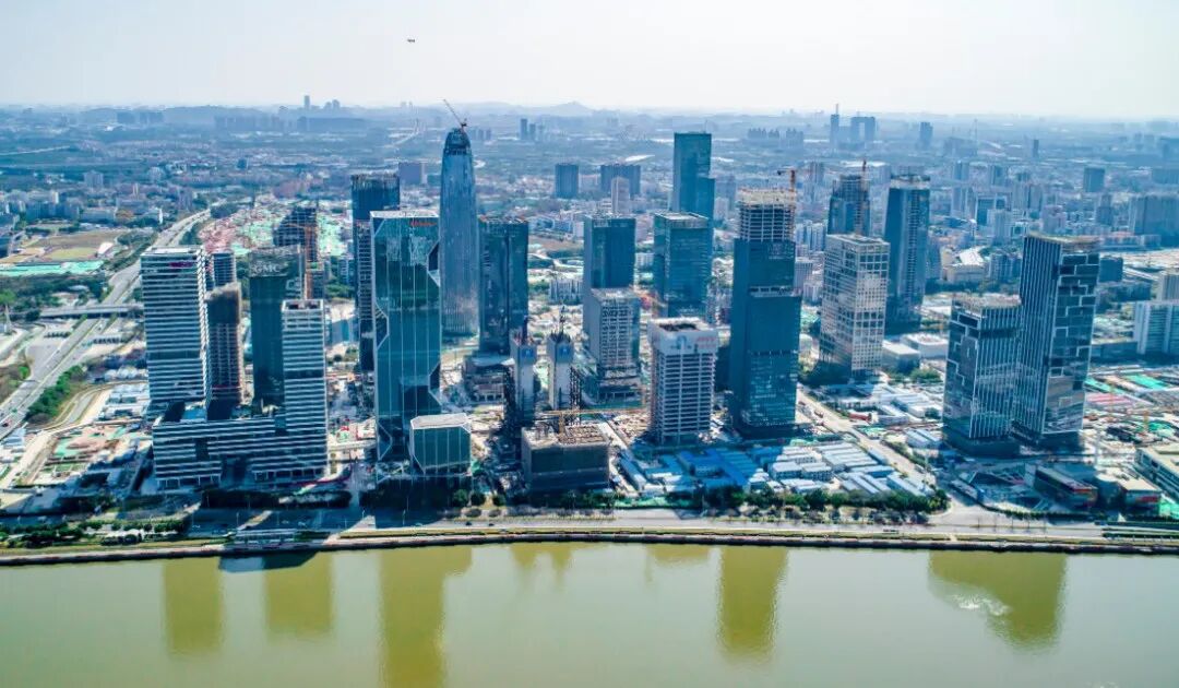 琶洲南TOD有力竞争对手【保利湖光悦色】来了！具体如何？