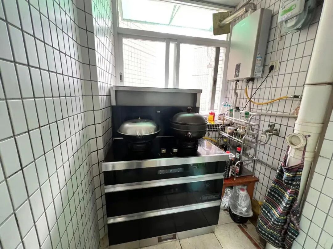 天河北总价1000万 | 鸿翔大厦，151平，近地铁、诚心放卖，价格可谈！