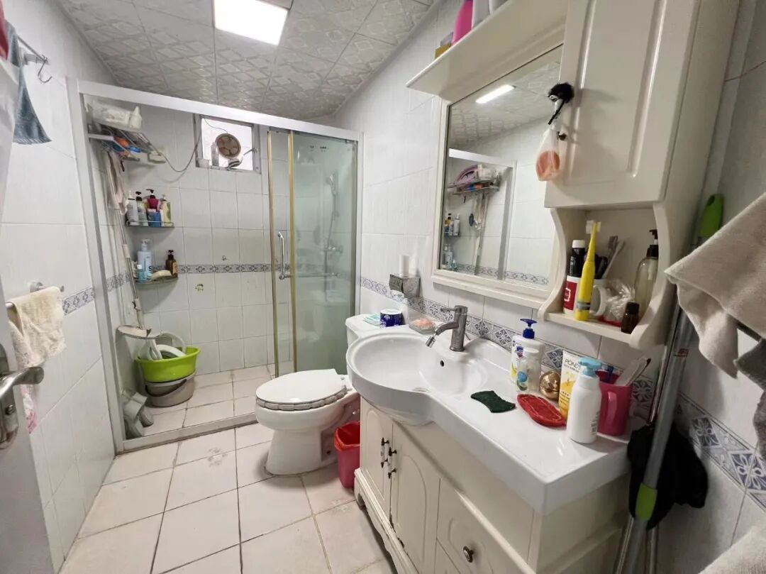 天河北总价1000万 | 鸿翔大厦，151平，近地铁、诚心放卖，价格可谈！