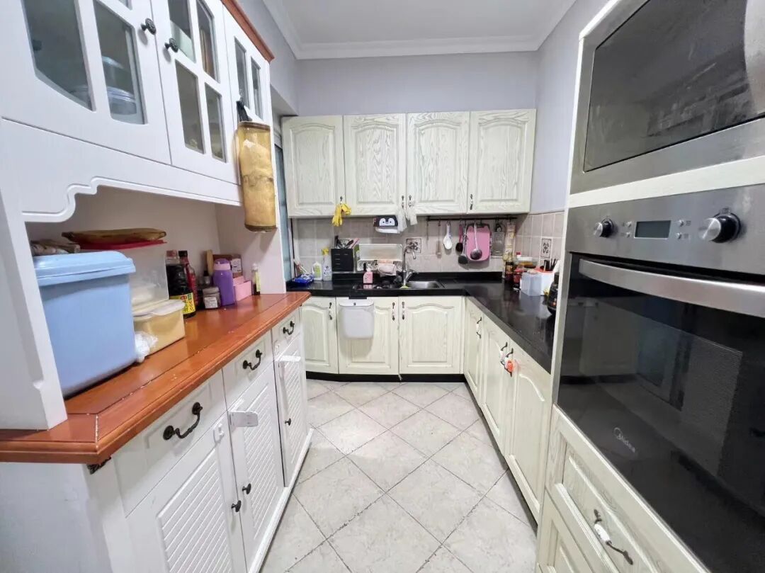 天河北总价1000万 | 鸿翔大厦，151平，近地铁、诚心放卖，价格可谈！