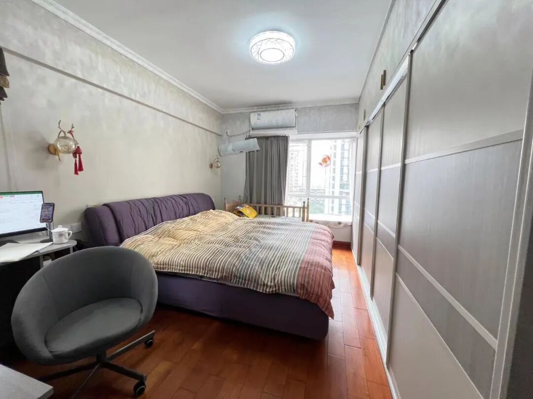 天河北总价1000万 | 鸿翔大厦，151平，近地铁、诚心放卖，价格可谈！