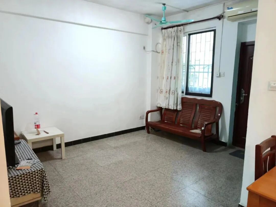 天河北总价450万两房 |  德荣小区，67平两房，看房方便、急售！