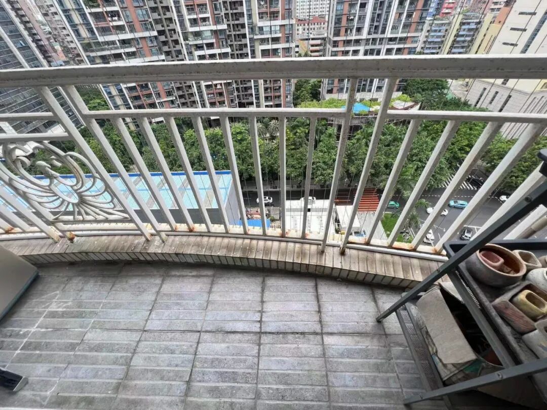 天河北总价400万 | 鸿翔大厦，56平，无抵押，业主急售！