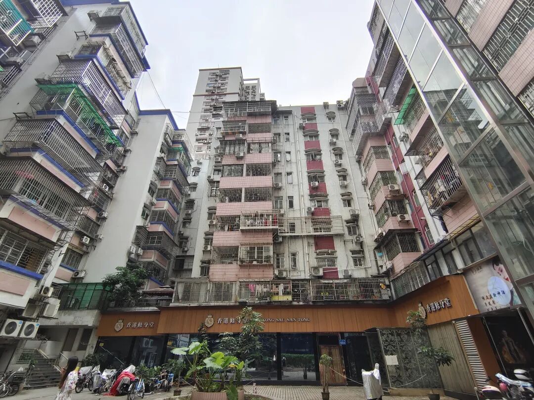 广州二手房金达苑房价怎么样？金达苑房源！