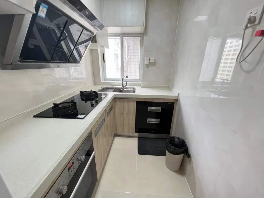 天河北总价400万 | 鸿翔大厦，56平，无抵押，业主急售！