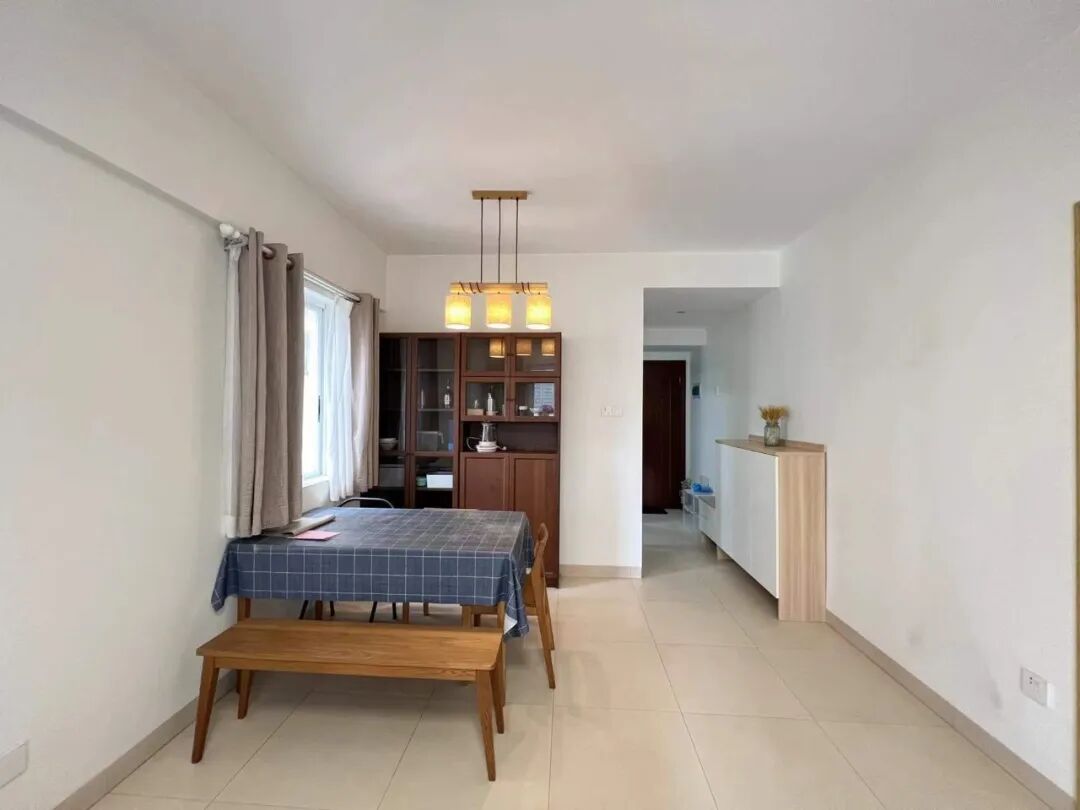 天河北总价400万 | 鸿翔大厦，56平，无抵押，业主急售！