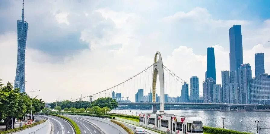 5.2万/平！海珠新盘打出“黄埔价”，海珠湖景峰值得刚需购买！