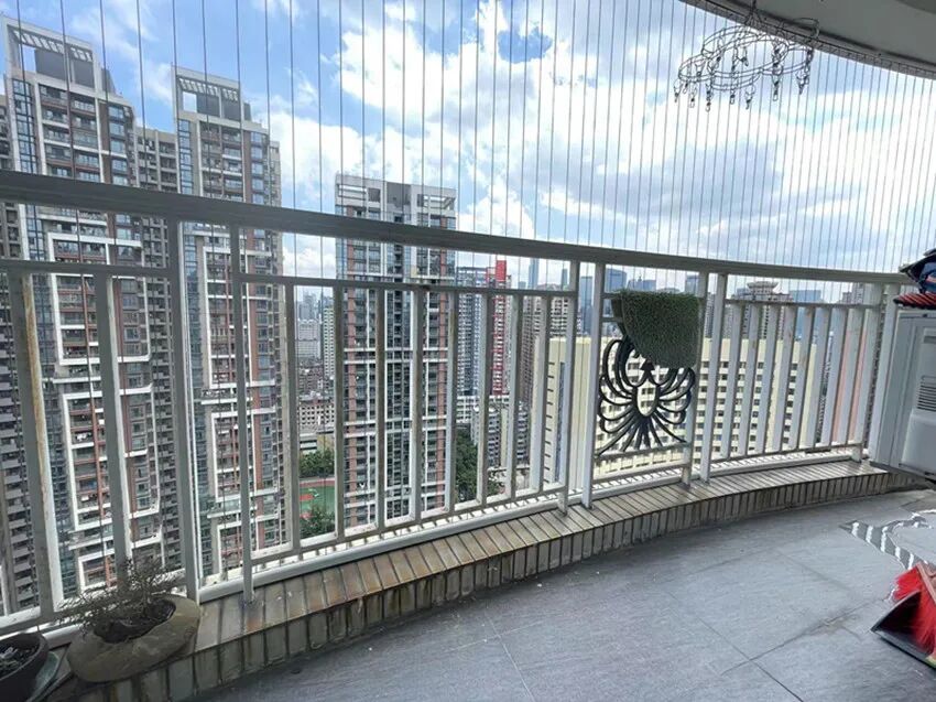 天河北总价420万 |  鸿翔大厦，56平，南北对流、诚心出售