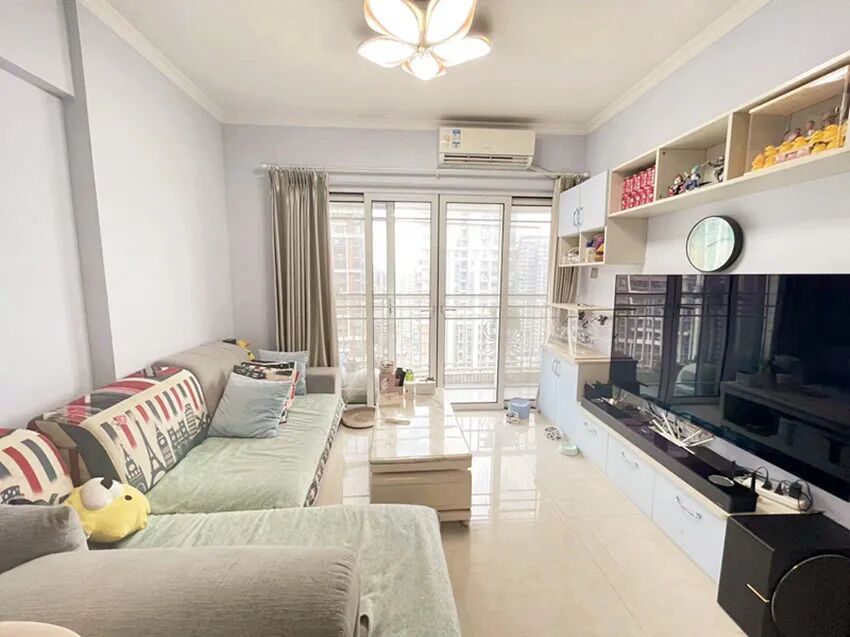 天河北总价420万 |  鸿翔大厦，56平，南北对流、诚心出售