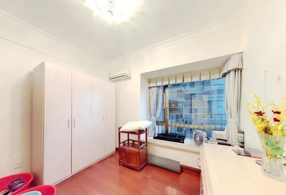 天河北二手房，富力天河华庭183m²4房，现降价150万！