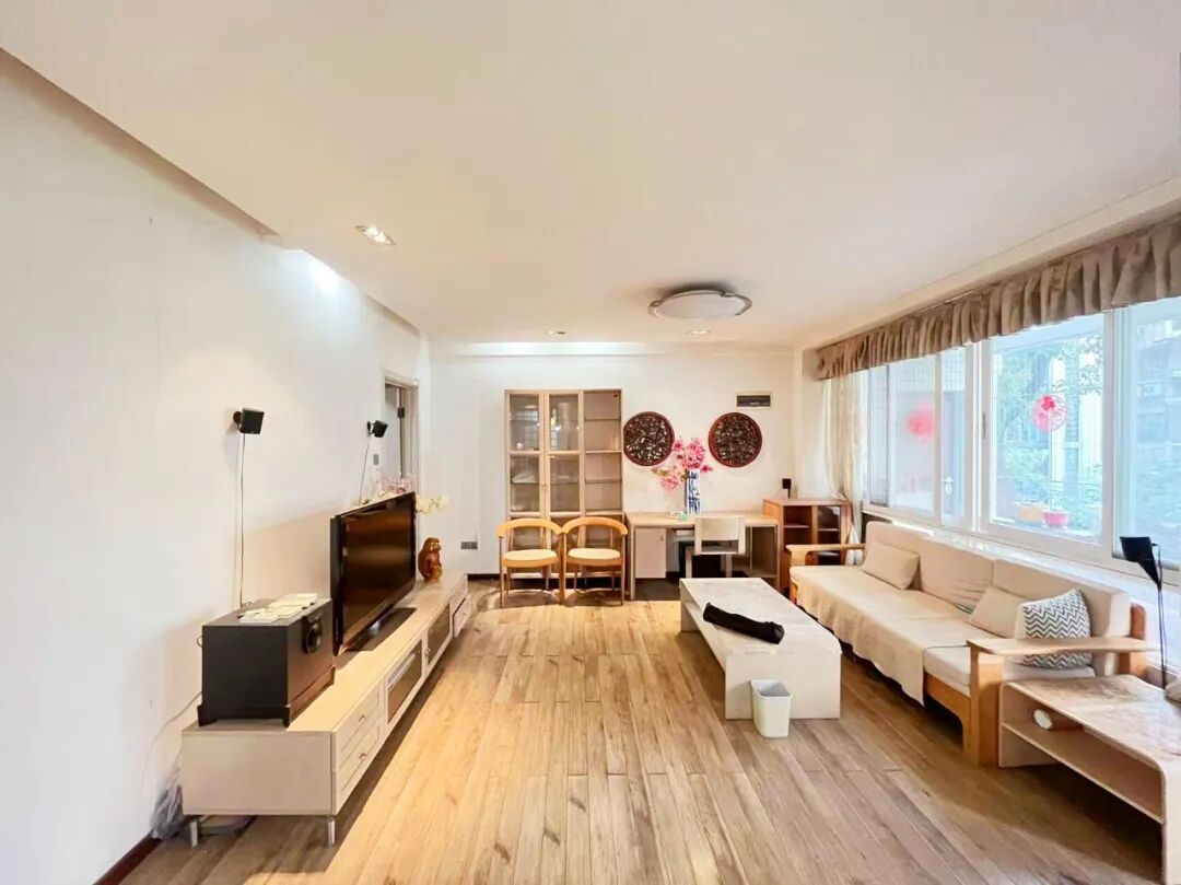 天河北总价750万 | 德荣小区，117平，花园小区、安静南向、业主急售！