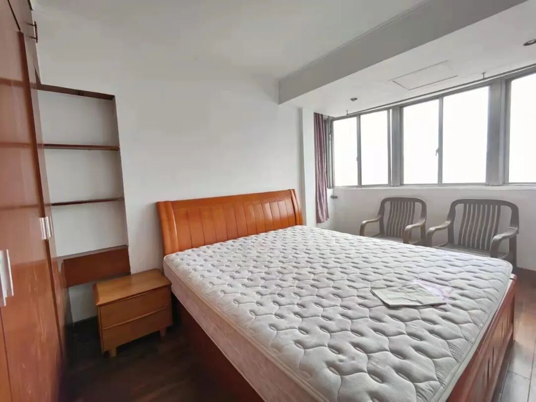 天河北总价900万三房 | 华天国际广场，118平大三房，可改四房、诚心出售