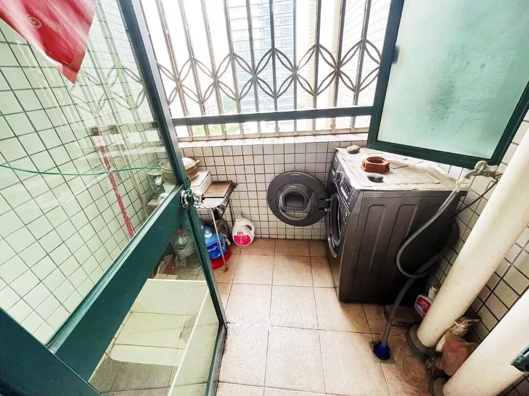 天河北总价1230万三房 | 金碧翡翠华庭，128平三房，无抵押、急售！