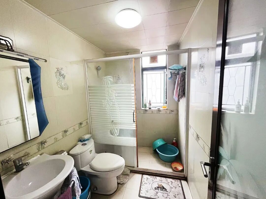 天河北总价1230万三房 | 金碧翡翠华庭，128平三房，无抵押、急售！