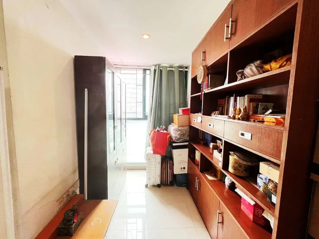 天河北总价1230万三房 | 金碧翡翠华庭，128平三房，无抵押、急售！