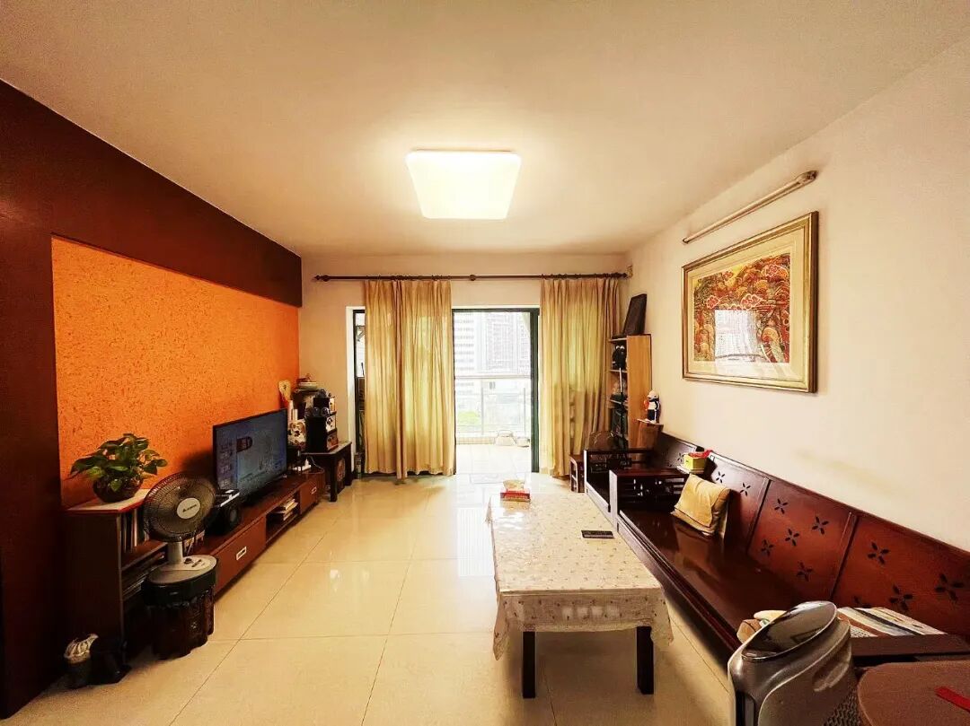 天河北总价1230万三房 | 金碧翡翠华庭，128平三房，无抵押、急售！