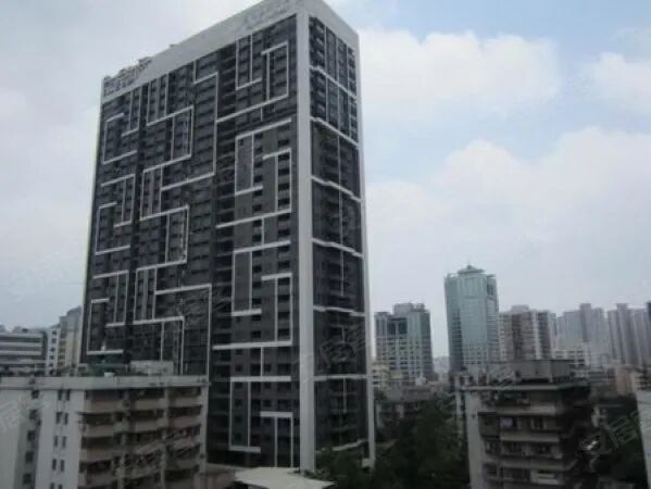 广州天河北二手房出售，嘉尚国际公寓，106平方，南向3房2卫，900万。