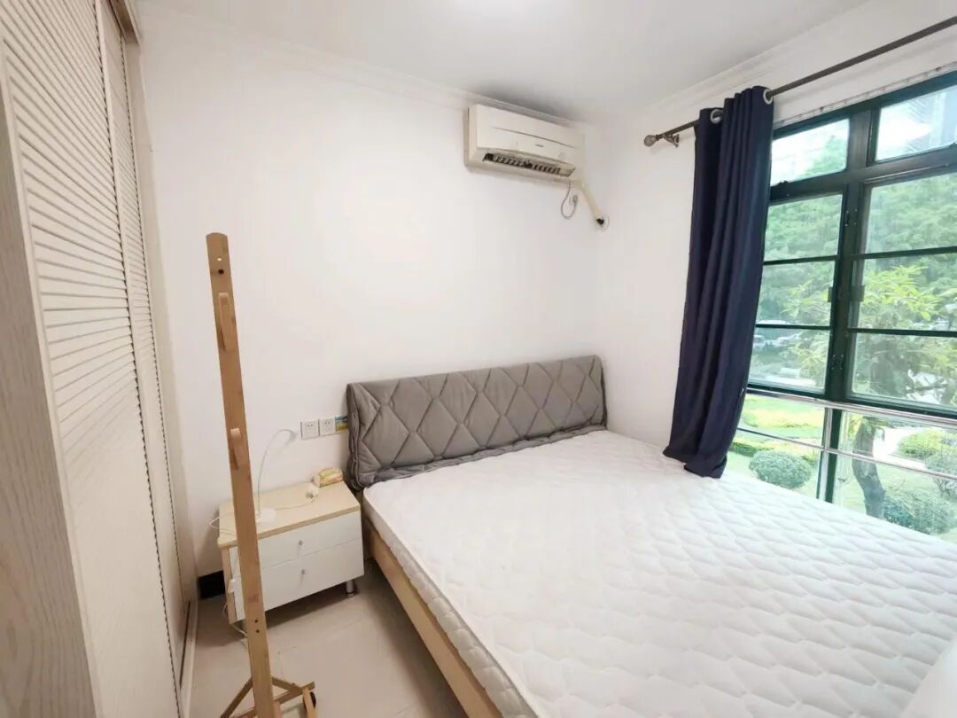 天河北总价548万 | 金海花园，65平，厅出阳台、安静望花园、业主急售！