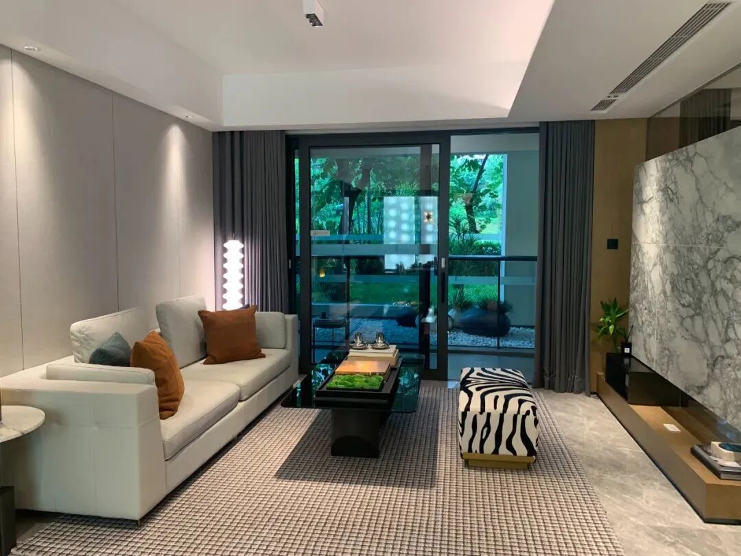 4.6-5万/平的越秀瑞麓府，自带九年制*！