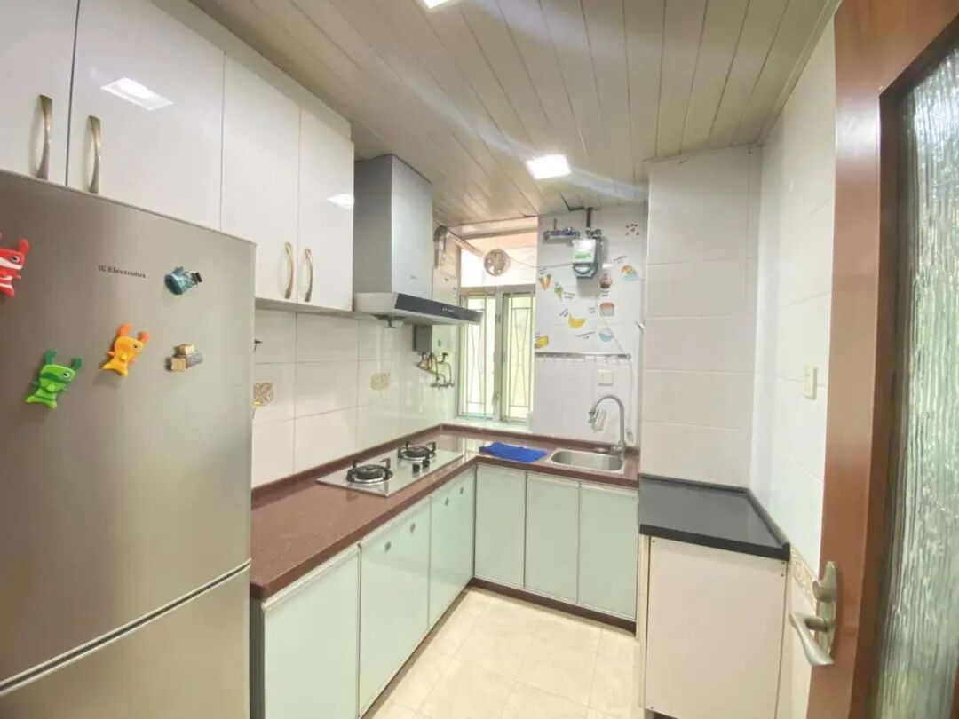 天河北总价900万 | 华标广场，97平，精装大三房、采光好、业主急售！