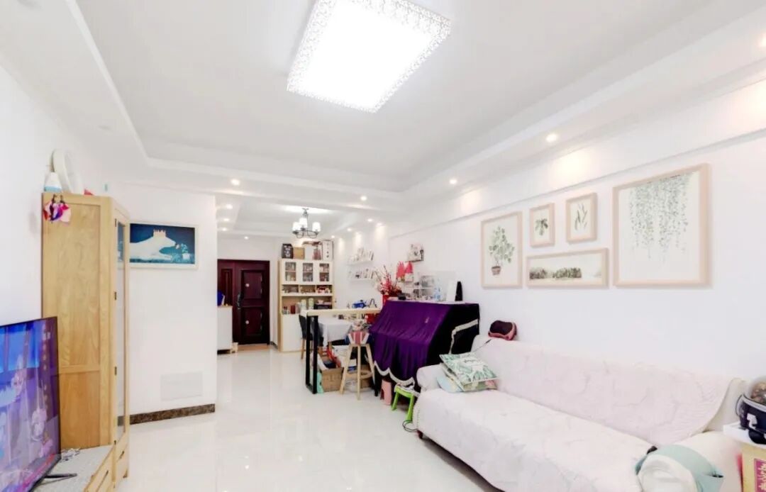 天河北总价700万 | 伊顿18，76平两房，少有放盘、业主急售！