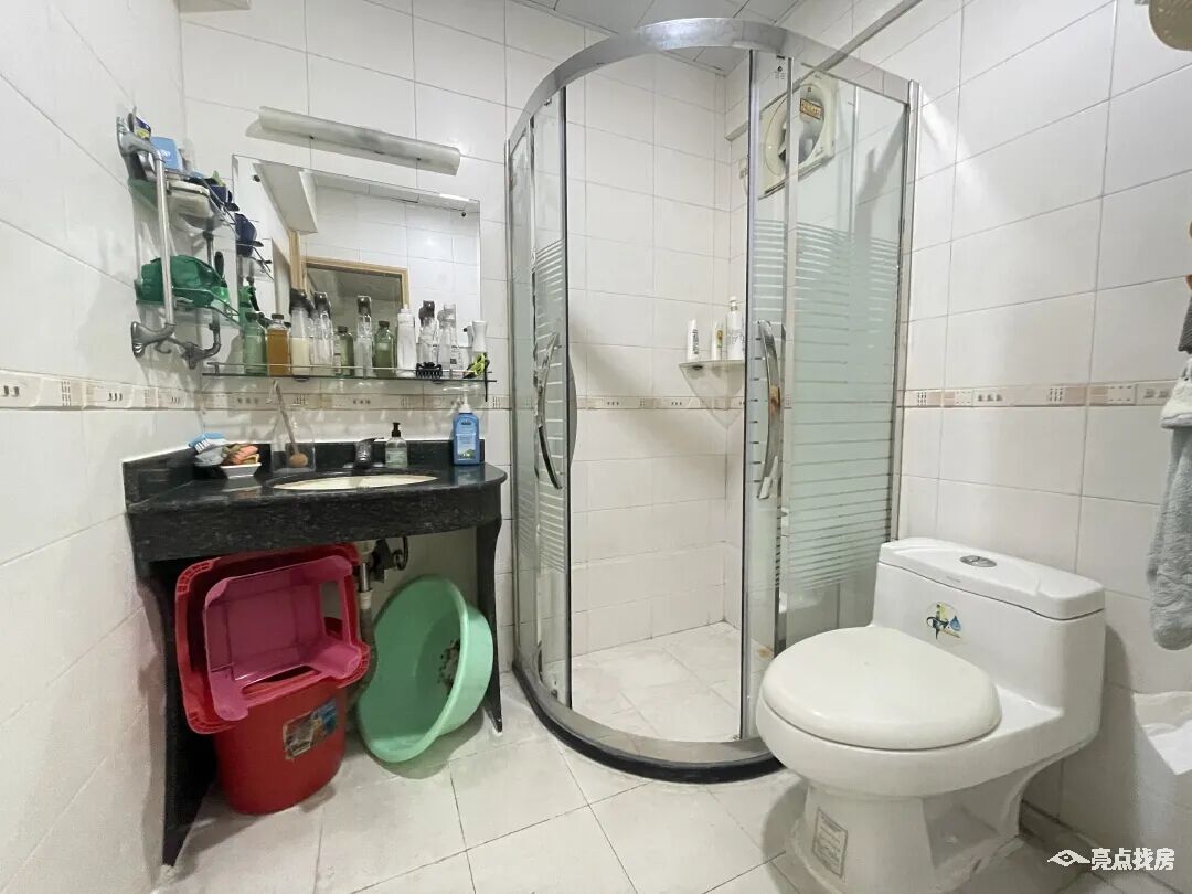 【二手笋盘】广州天河北世纪华都，大三房两卫双阳台+龙口西小学学位未占用