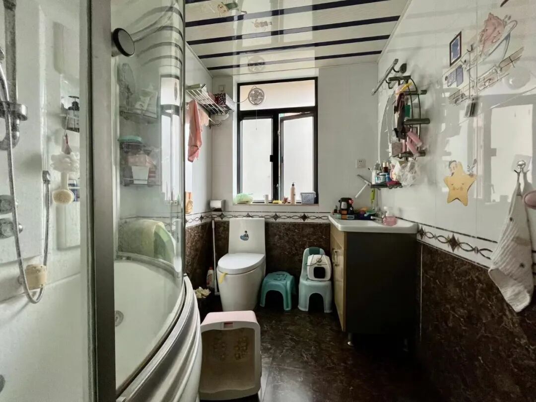 天河北总价1400万 | 芳草园，126平三房，花园小区，业主急售！