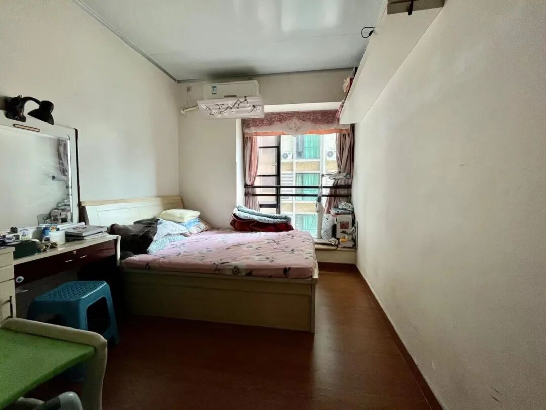 天河北总价1400万 | 芳草园，126平三房，花园小区，业主急售！