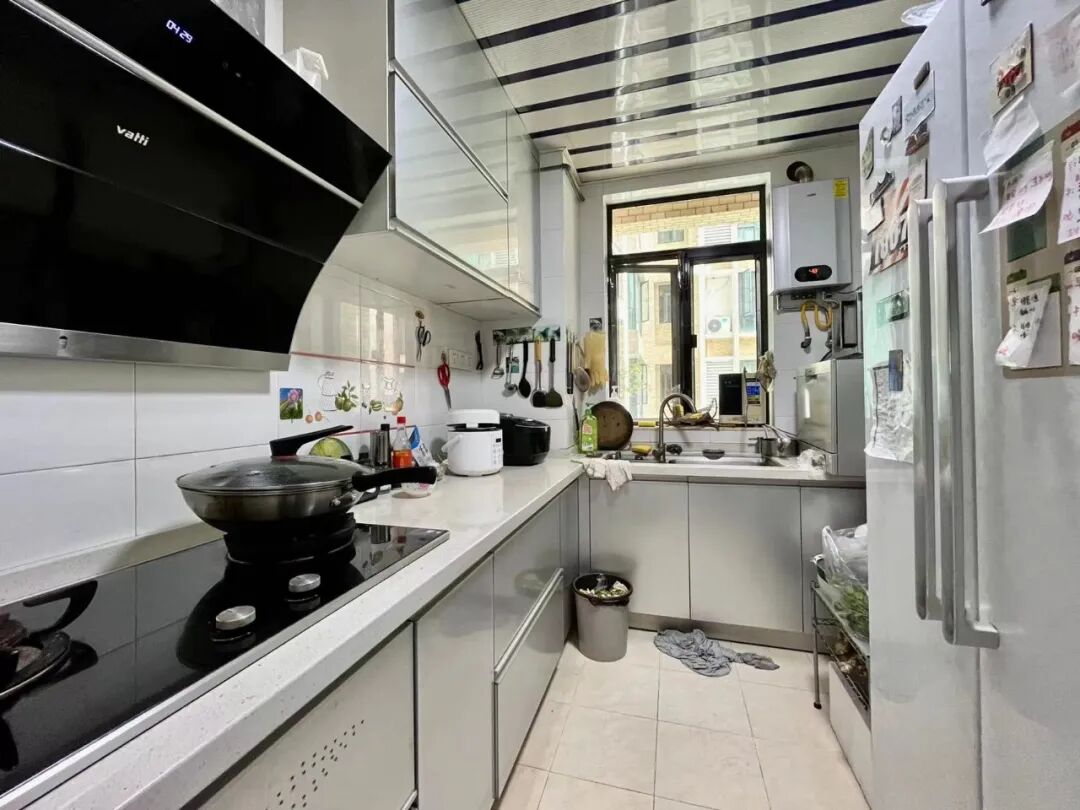 天河北总价1400万 | 芳草园，126平三房，花园小区，业主急售！