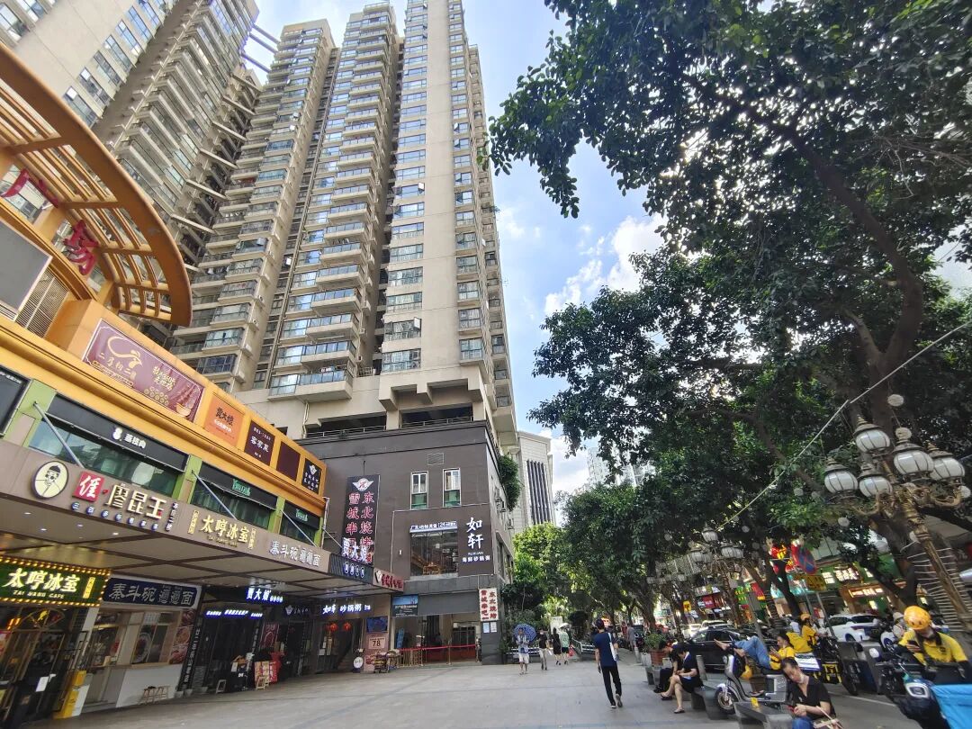 广州天河北二手房在售，保利中辰广场大两房，788万！