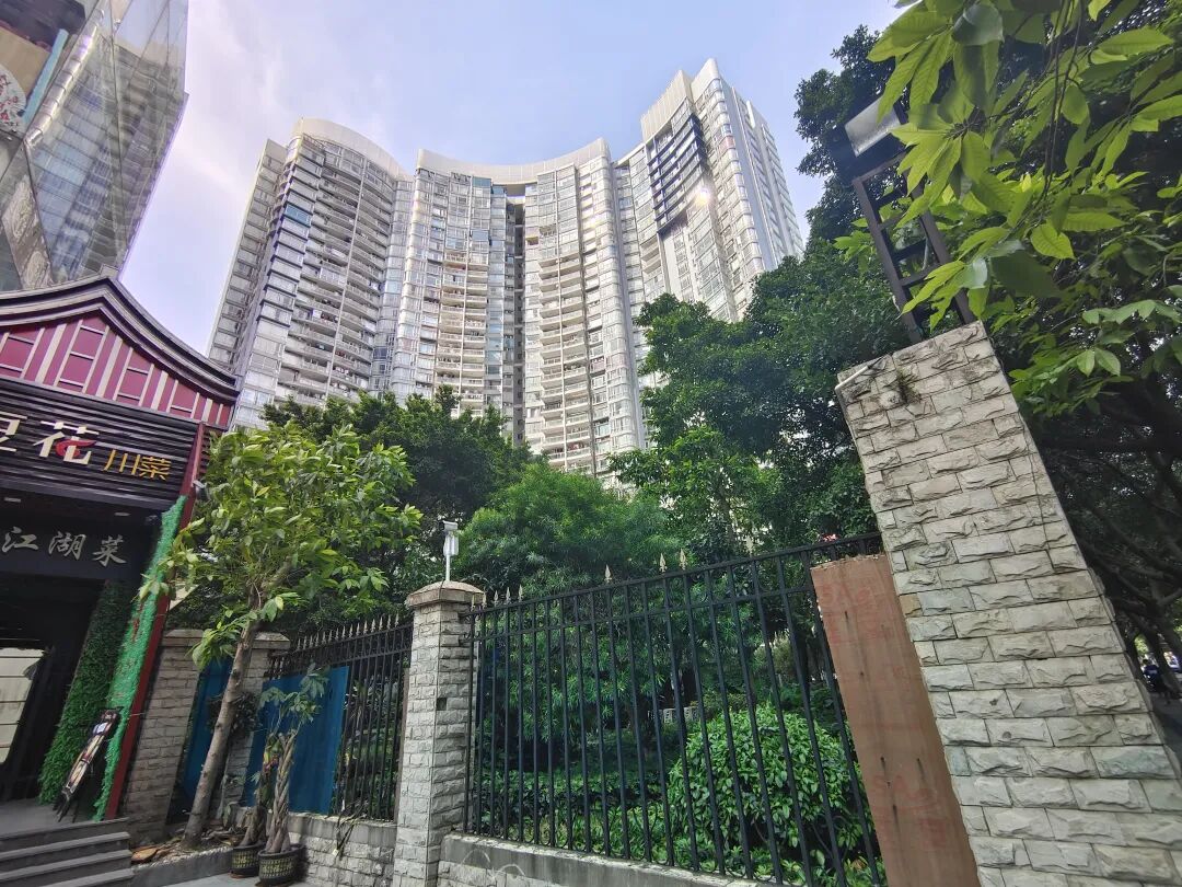 广州天河北二手房中怡城市花园出售，128平方，3房2卫，总价1550万，可谈！