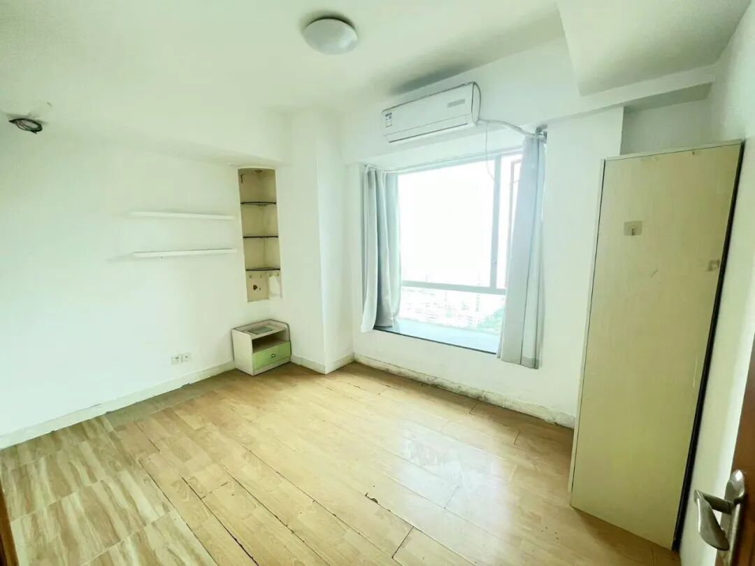 天河北二手房【聚龙阁】98平，总价580万！