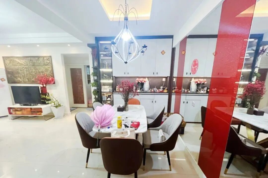 天河北二手房 | 伊顿18小区，98平，急售960万！