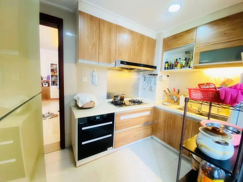 天河北二手房【保利中宇广场】99平，总价1100万！