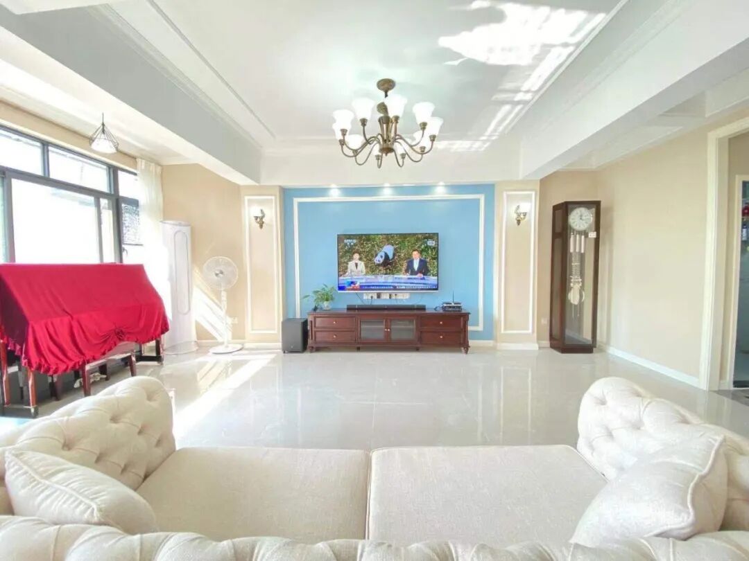 天河北总价895万 | 国光小区，130平三房，大四房改三房，诚心出售！