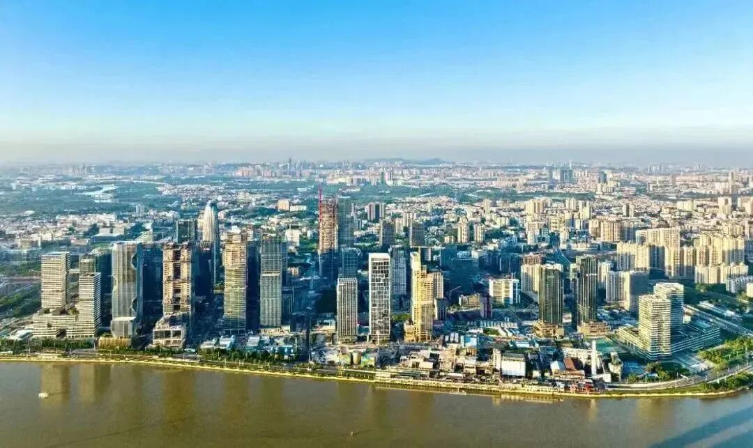 黄埔科学城星河湾萝峰周末开盘，建面130-265m²！