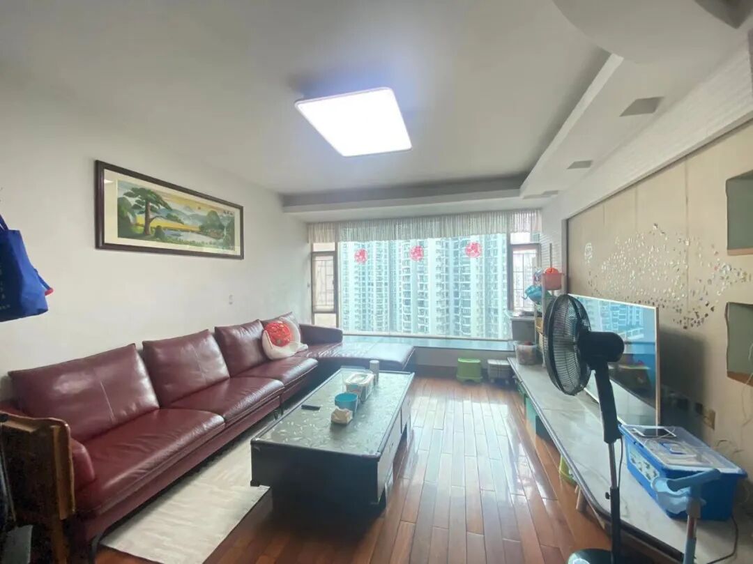 天河北总价1050万四房 | 帝景苑，138平，无抵押，业主急售！